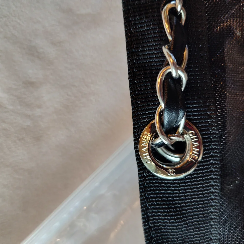 CHANEL Paris Mesh Tote & Pouch Set Black Chain Shoulder Bag Gold Hardware NIP